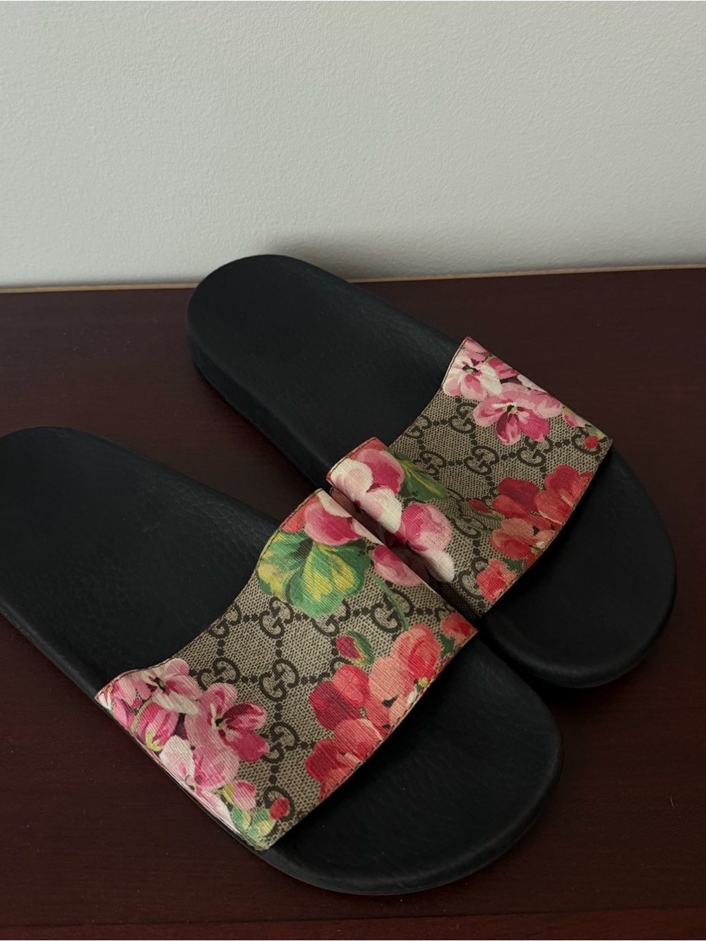 Gucci Bloom Supreme Slides